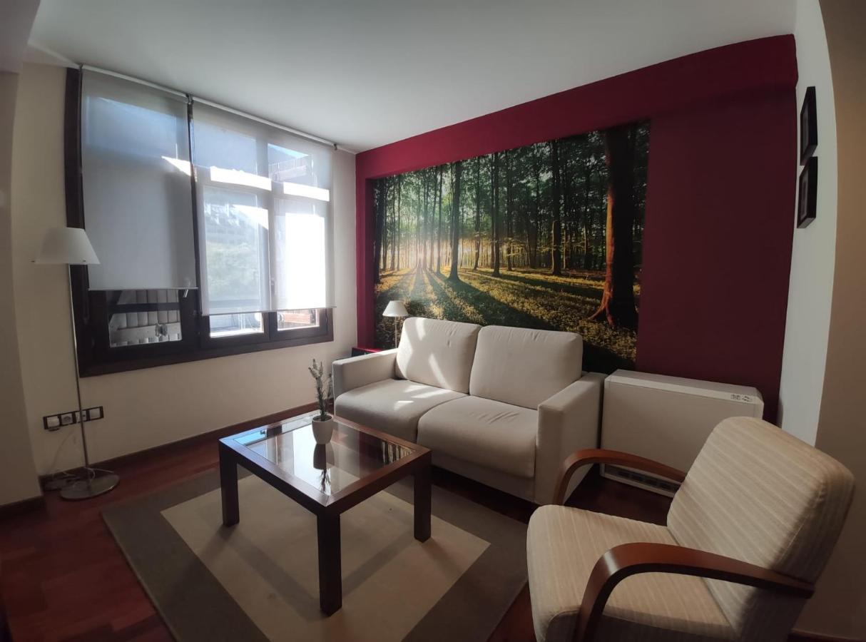 Apartamento Montes De Villanua Luaran gambar