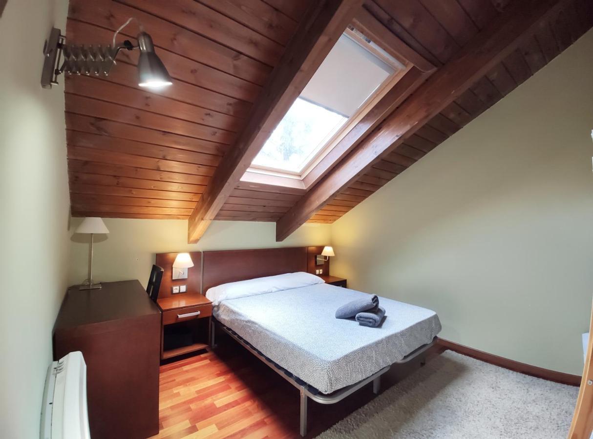 Apartamento Montes De Villanua Luaran gambar